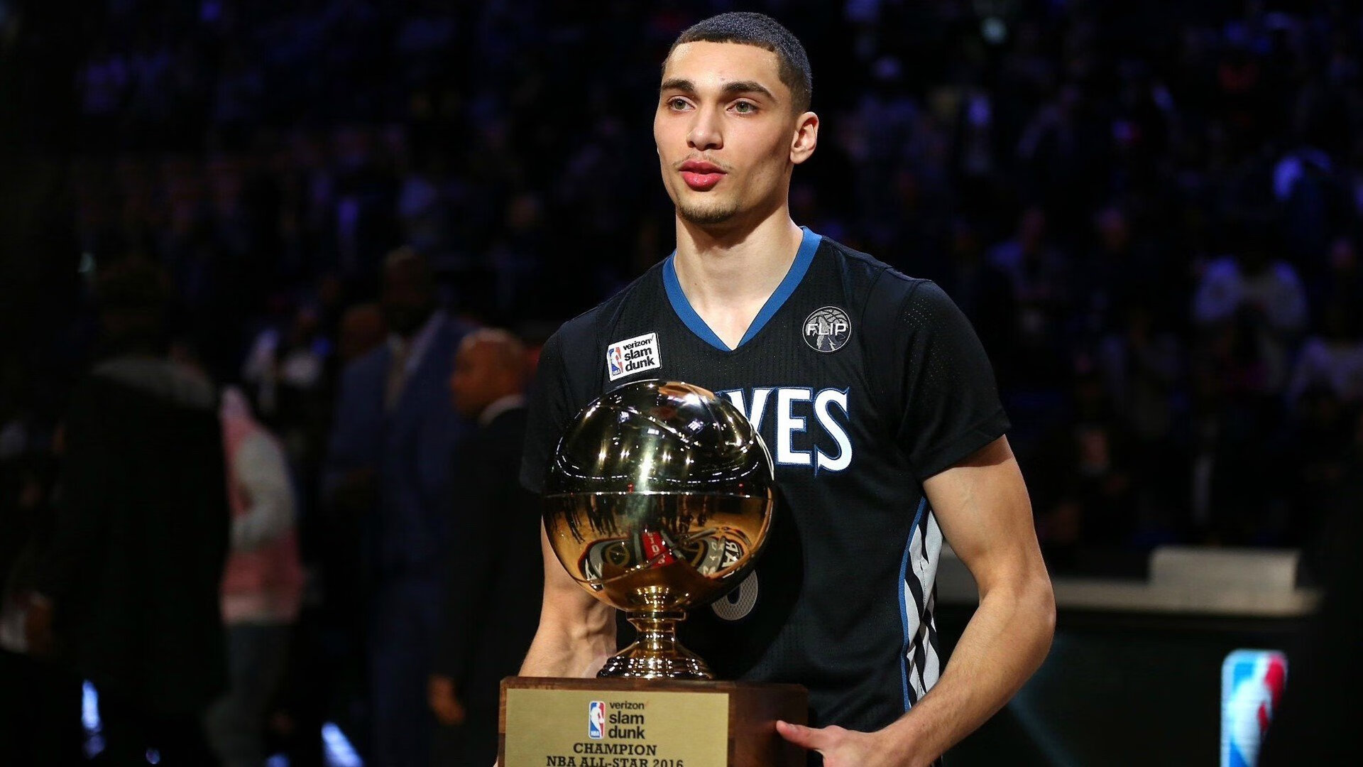 2022年季后赛：库里带领勇士绝地反击，成功晋级下一轮，库里季后赛胜场数