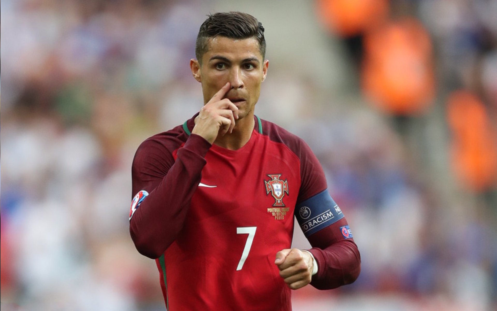 “英超明星纷纷发威，引领球队攻城略地”，英超各球队当家球星