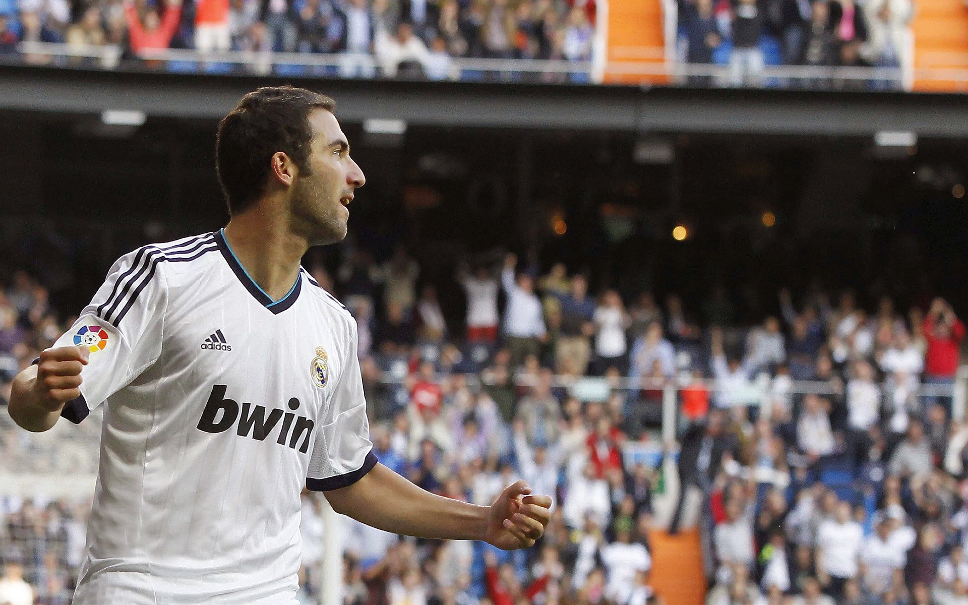 巴列卡诺客场落败，需要强化防守，巴列卡诺球员